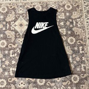 Small Black Nike Workout Tank